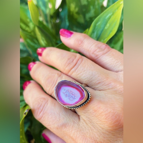 925 Sterling Silver Plated Pink gem women’s ring. SIZE 10 - Picture 16 of 17